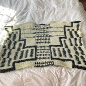 Cream Geometric Sweater Poncho